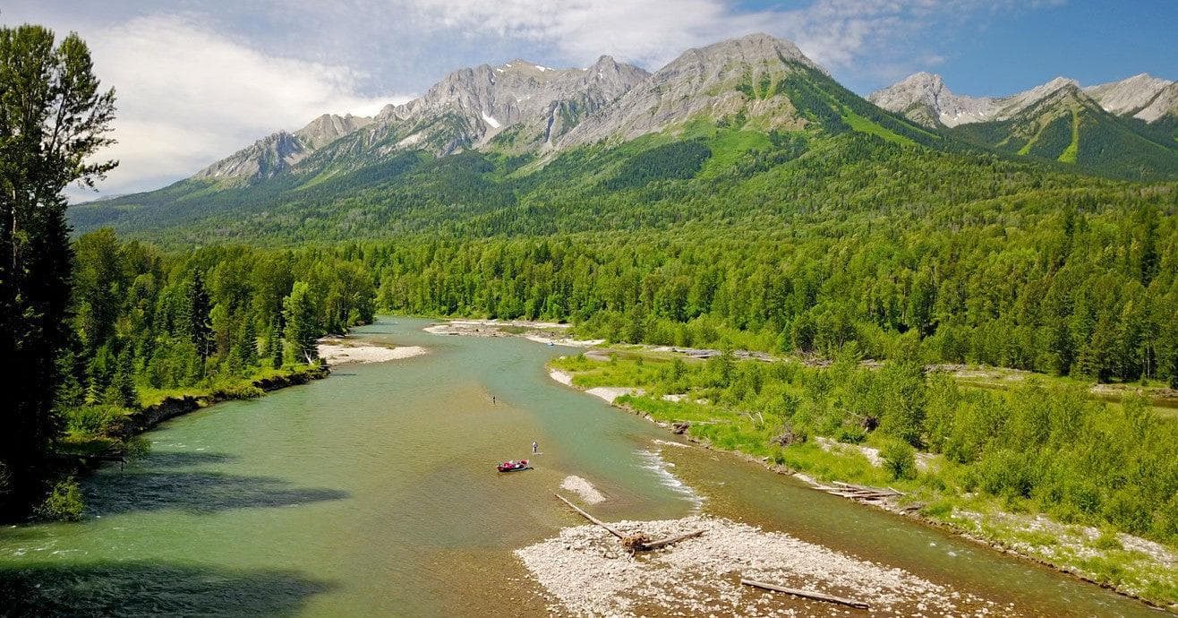 Andres Fly Fishing lodge photo