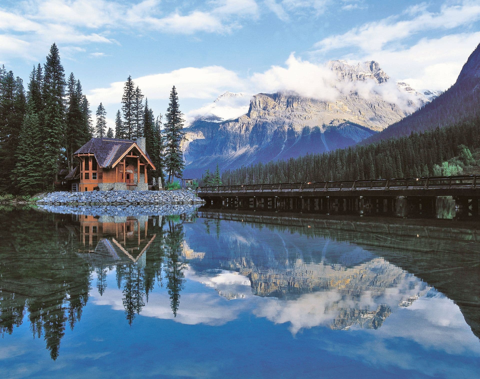 Anglers Retreat Cabins lodge photo