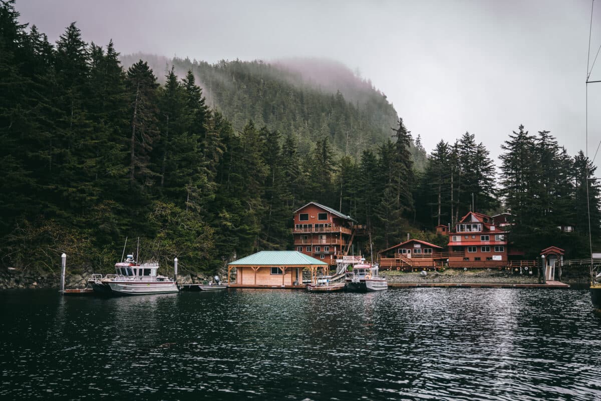 Elfin Cove Resort lodge photo