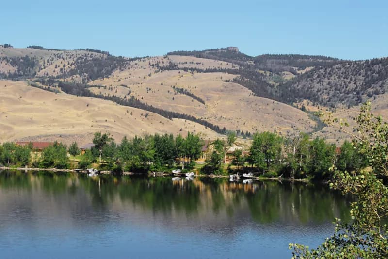 Hubbard’s Yellowstone Lodge lodge photo