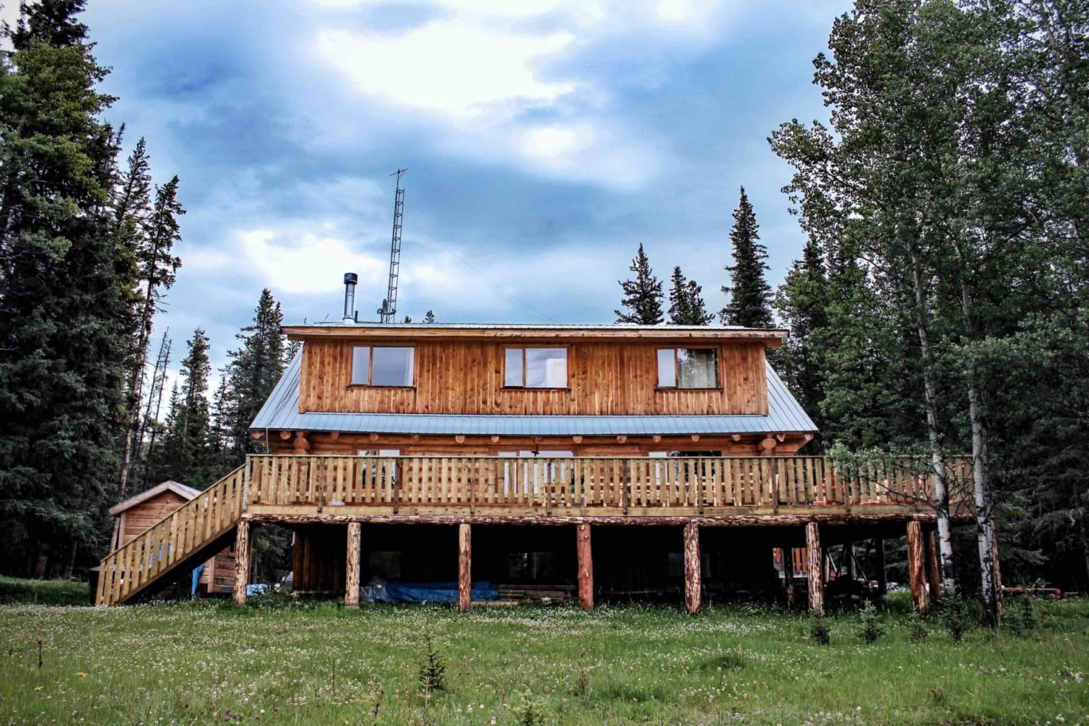 Rock Lake Earth Lodge lodge photo