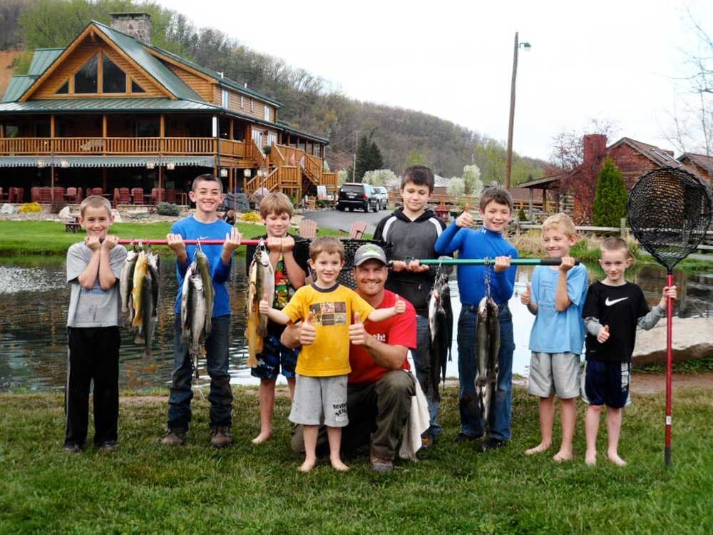 Smoke Hole Outfitters lodge photo
