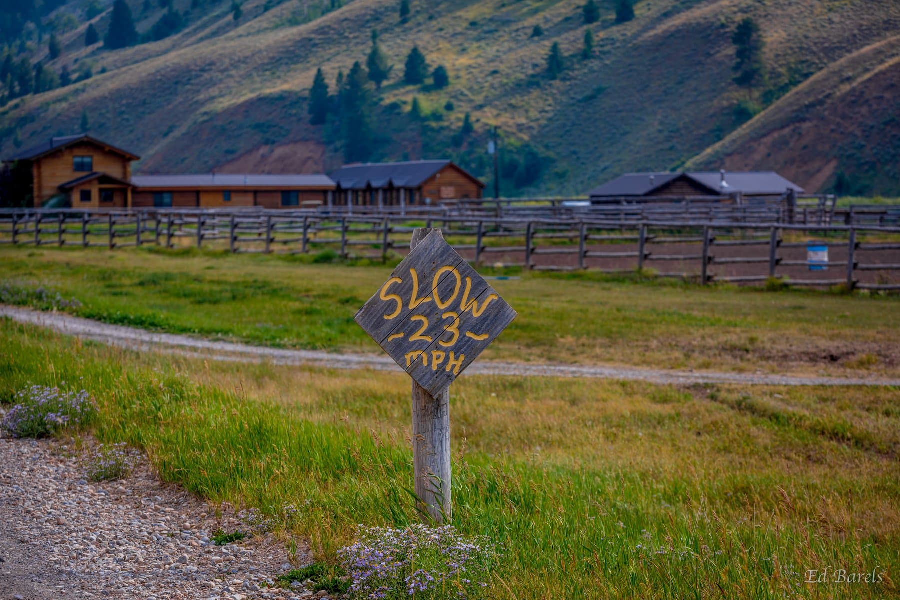 The Red Rock Ranch lodge photo