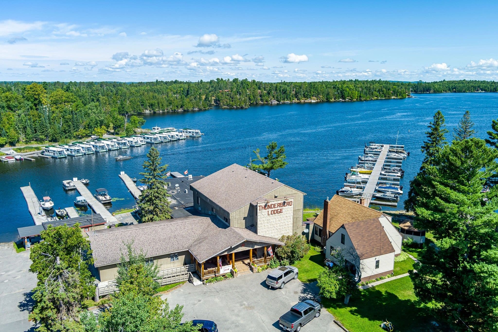 Thunderbird Minnesota lodge photo